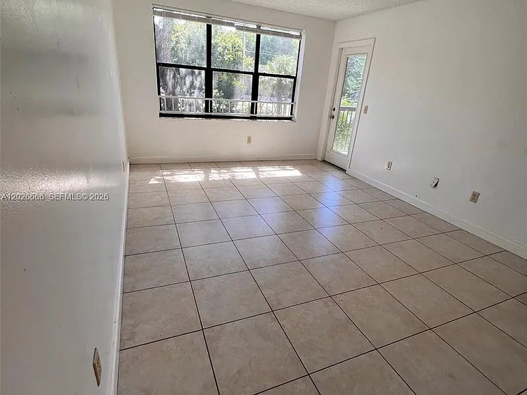 4581 W McNab Rd #20 — Photo 6
