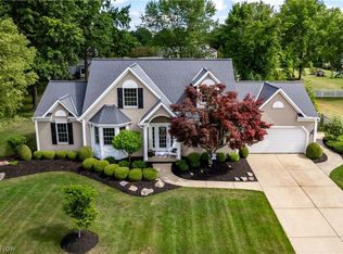32088 Dorchester Dr, Avon Lake, OH 44012