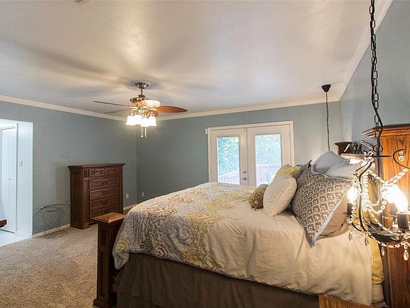 4th image of 1115 Hill City Dr