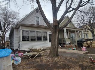 1004 S 22nd St, Omaha, NE 68108