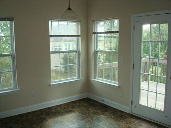 5th image of 4371 Singletree Dr