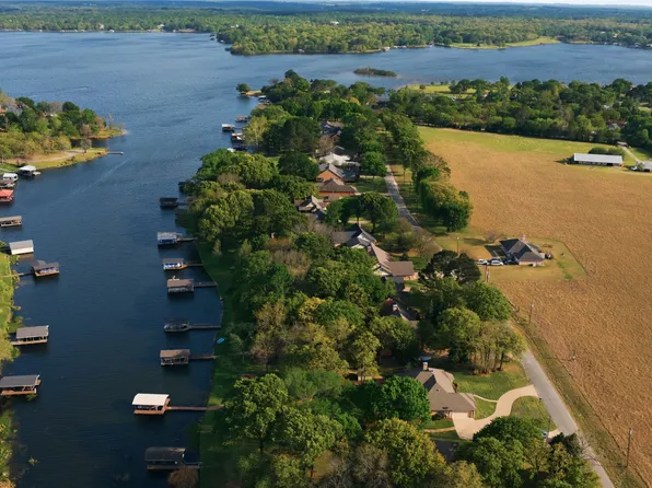 6398 Dorsey Dr, Athens, TX 75752