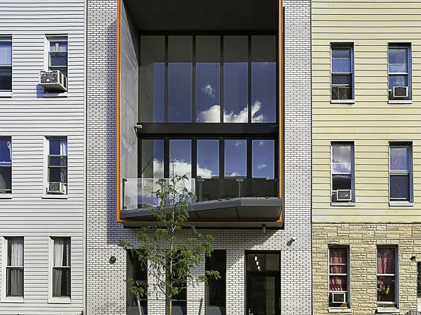 237 Devoe Street