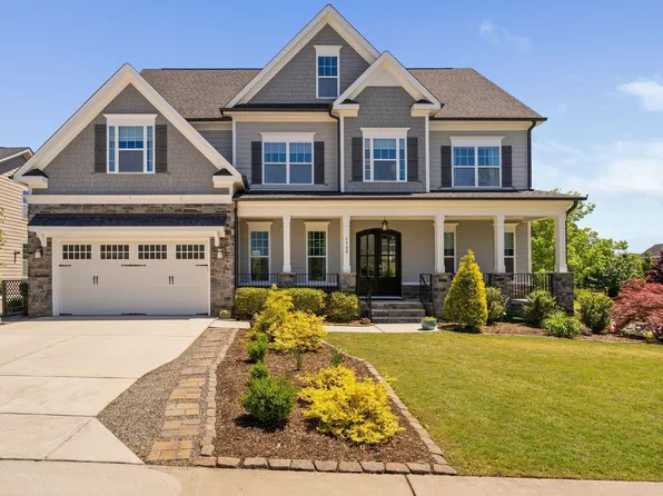 7700 Stonehenge Farm Ln, Raleigh, NC 27613