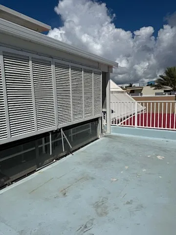 1211 N Surf Rd #2