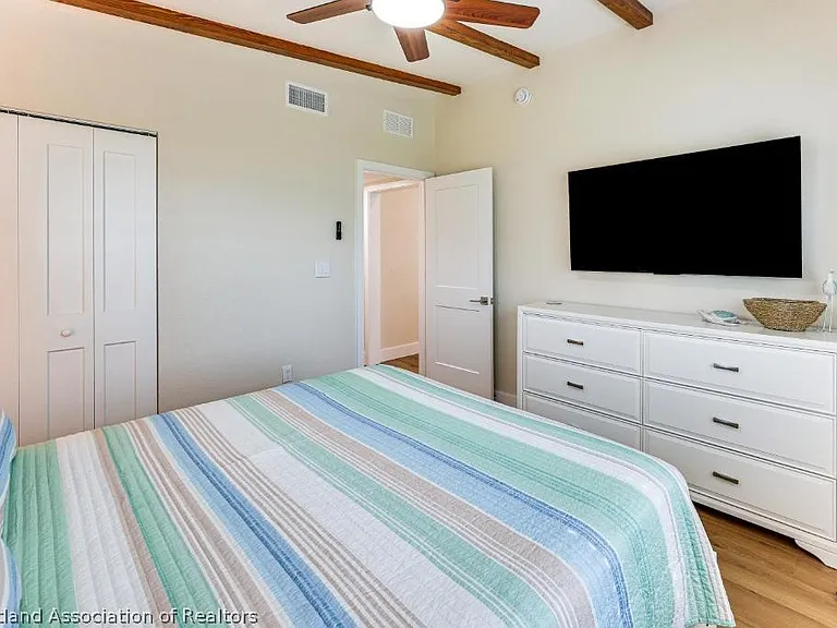 1216 Lake Clay Dr — Photo 15