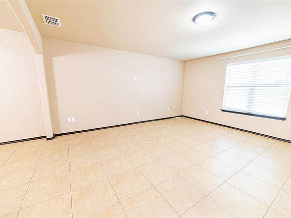 5th image of 3311 Juan Novoa Dr