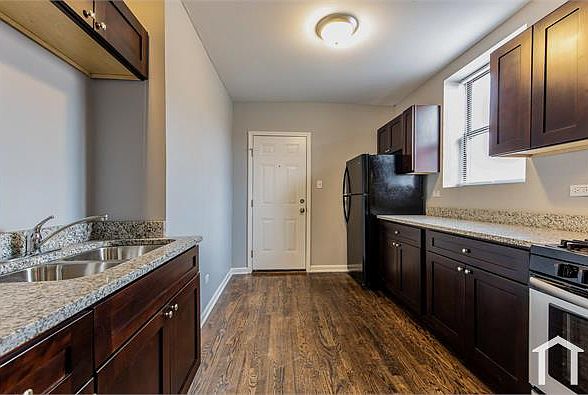 1st image of 7525 S Kingston Ave #2E