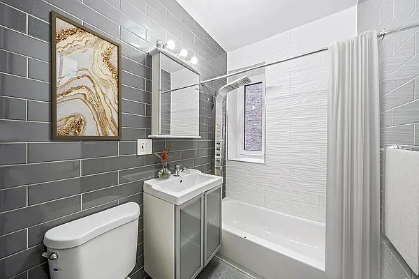 Rented by Vector New York, LLC | media 15