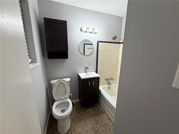 3rd image of 9263 4th St