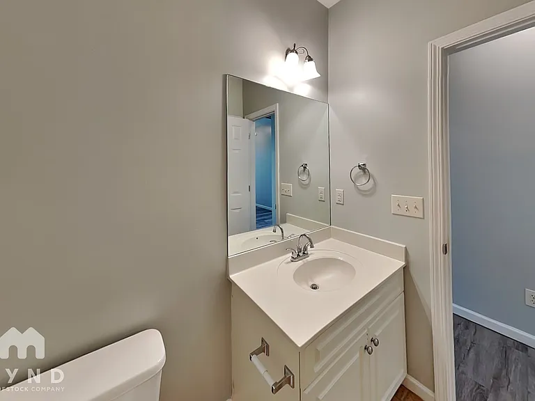 1007 Riviera Dr — Photo 11