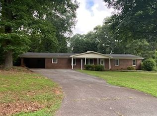 143 Twitty Ln, Statesville, NC 28625