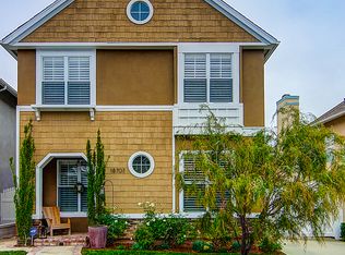 18707 Fairfax Ln, Huntington Beach, CA 92648