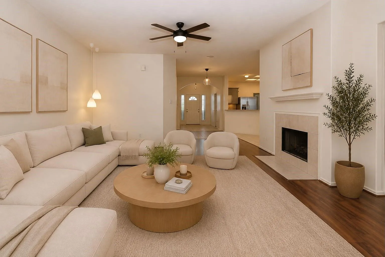 3 bed, 2.0 bath, 1818 sqft, $2,400 — Photo 1