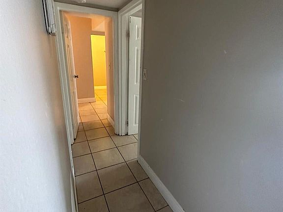 4th image of 4324 NW 9TH Avenue #6-2D