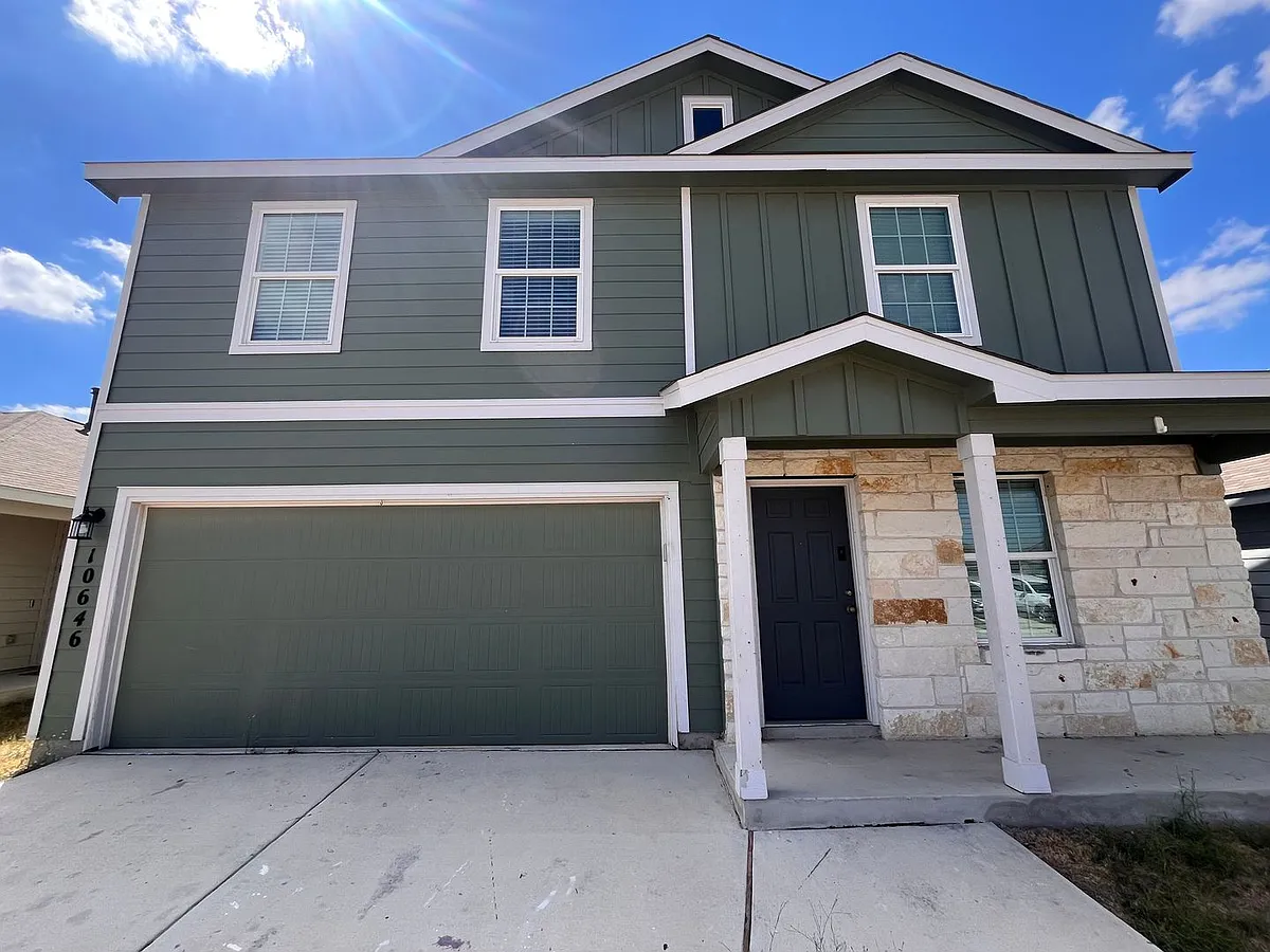 Building Photo - 10646 Vinateros Dr