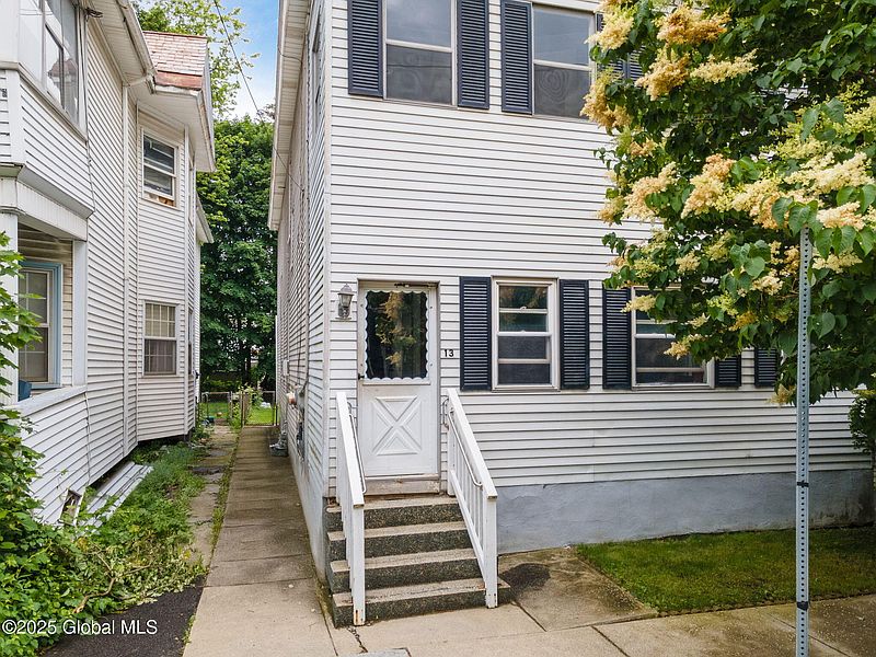 3rd image of 13 Barclay Street