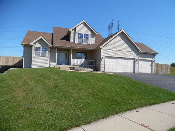 3rd image of 473 Verona Dr