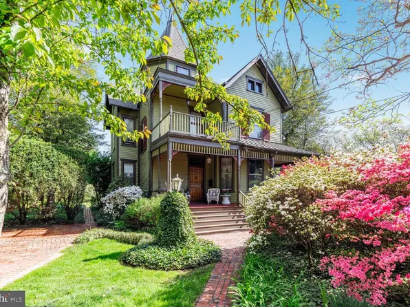 3911 Prospect St, Kensington, MD 20895