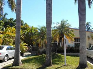 912 NE 4th St, Hallandale Beach, FL 33009