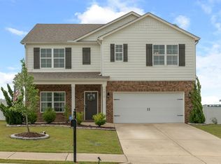 1017 Greenhead Dr, Alabaster, AL 35007