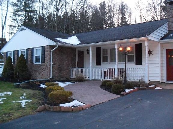 3rd image of 2341 Camay Ln