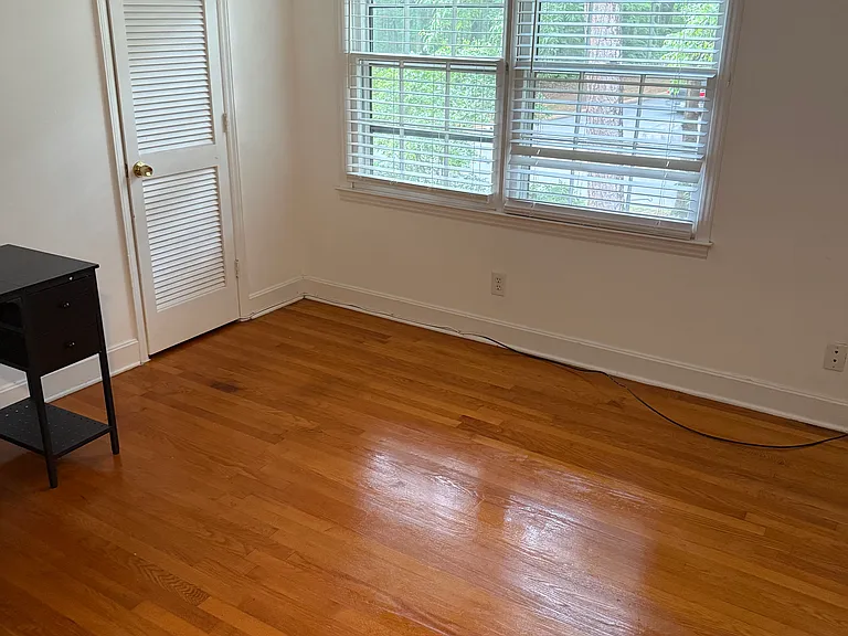 833 Archdale Dr — Photo 14