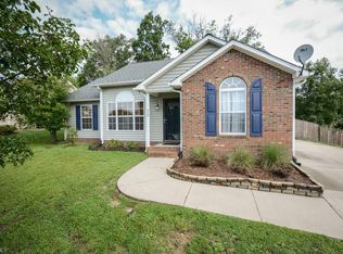 950 Saint Ann Dr, High Point, NC 27265