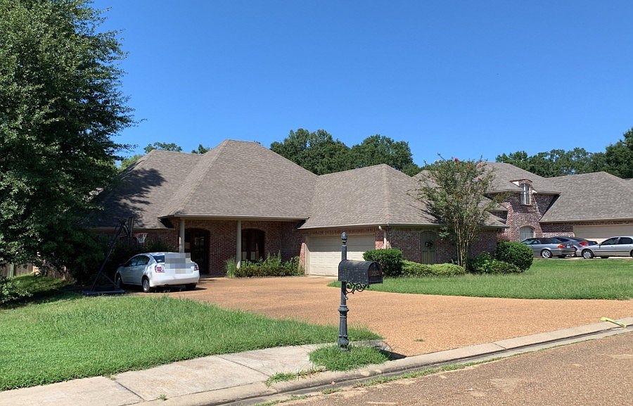 1st image of 145 Bear Creek Cir