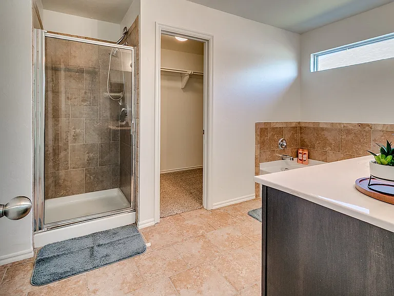 8509 SW 49th Cir — Photo 13