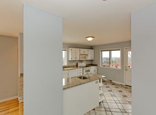 11 Timberland Dr, East Greenbush, NY 12061