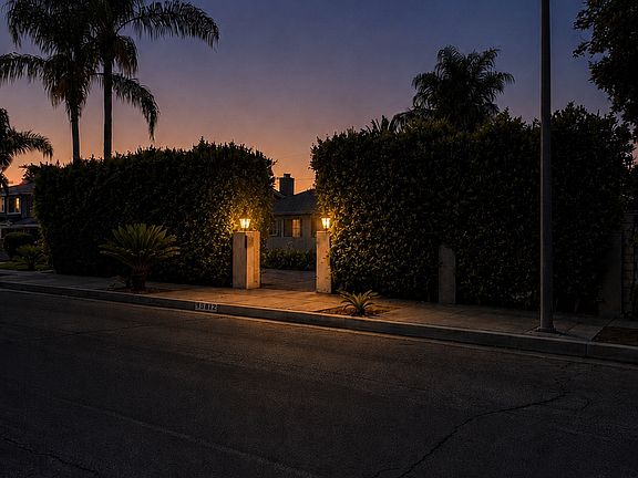 3rd image of 15942 Londelius St