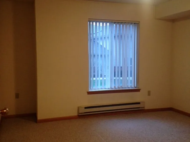 Seminole Woods Apartments — Photo 21