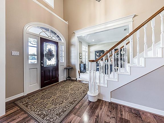 5th image of 22907 Laguna Point Dr