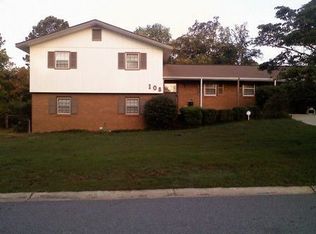108 Westwood Dr, Warner Robins, GA 31088