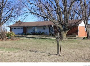 15301 N Lewis Ave E, Skiatook, OK 74070