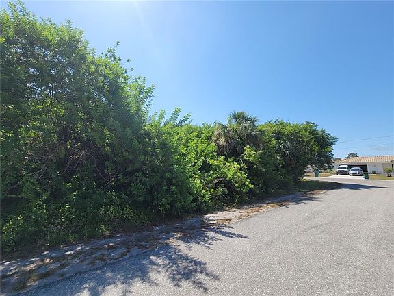 3rd image of 18216 Wolbrette Cir