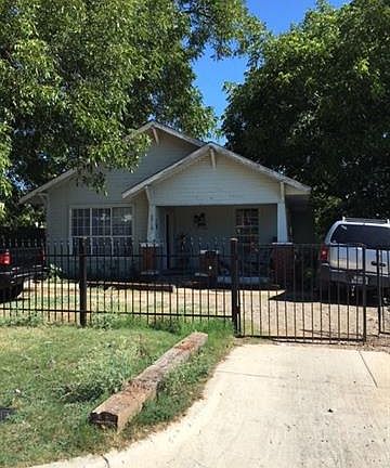 2nd image of 2512 NW Loraine St