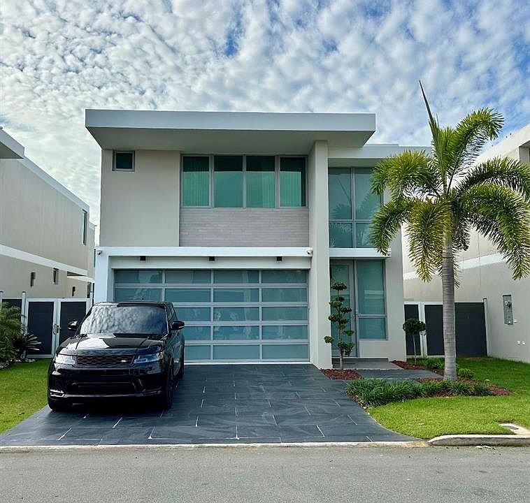 1st image of 68 Riviera Vlg