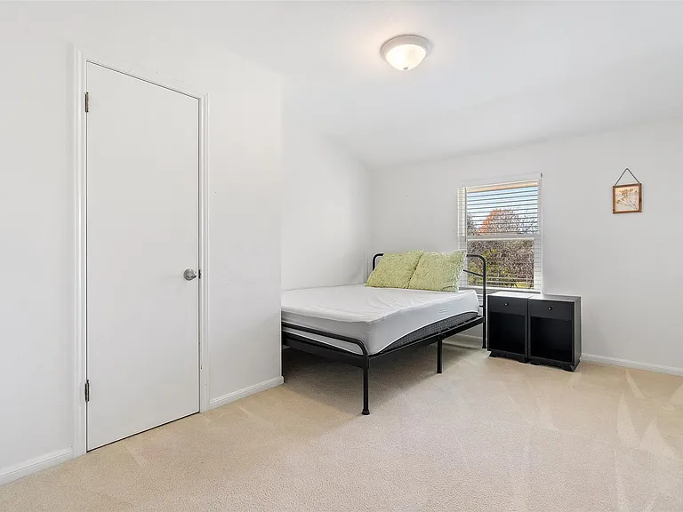 6906 One Oak Rd — Photo 20
