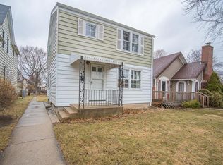 2033 S 74th St, West Allis, WI 53219