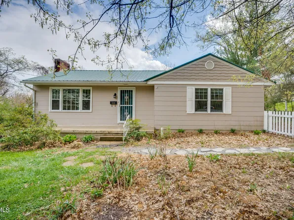 408 Oak Grove Ave, Greeneville, TN 37745