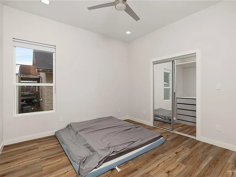 2041 Lake View Dr #5 — Photo 8
