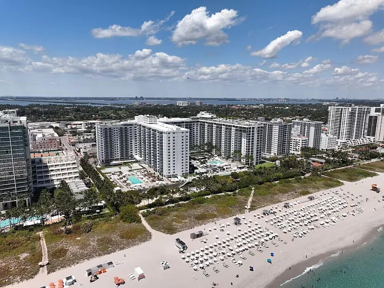 2301 Collins Ave #336 — Photo 7