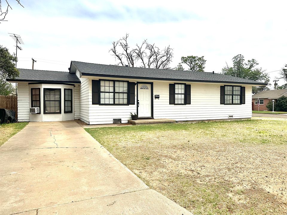 1st image of 300 Amarillo St