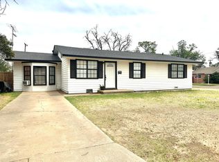 300 Amarillo St, Plainview, TX 79072