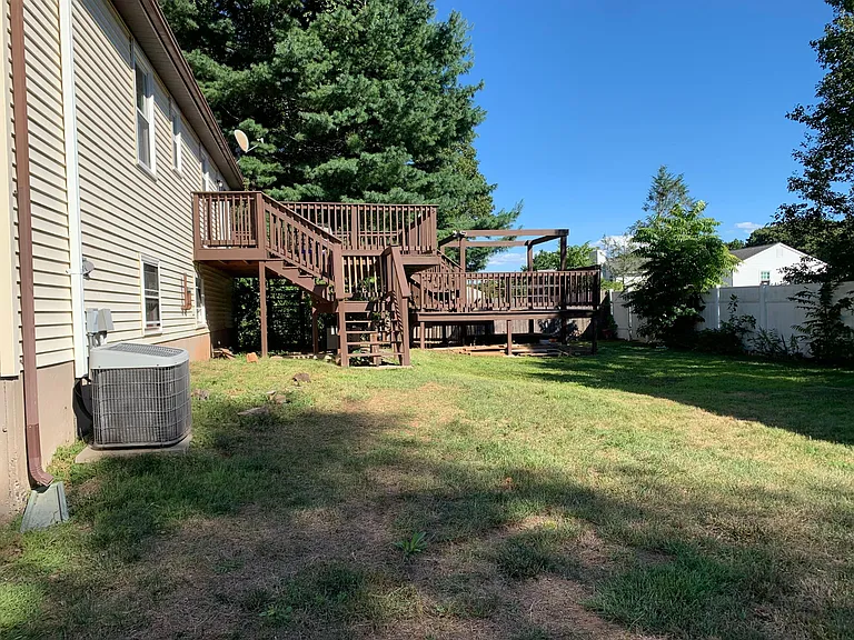 100 Tanglewood Dr — Photo 38