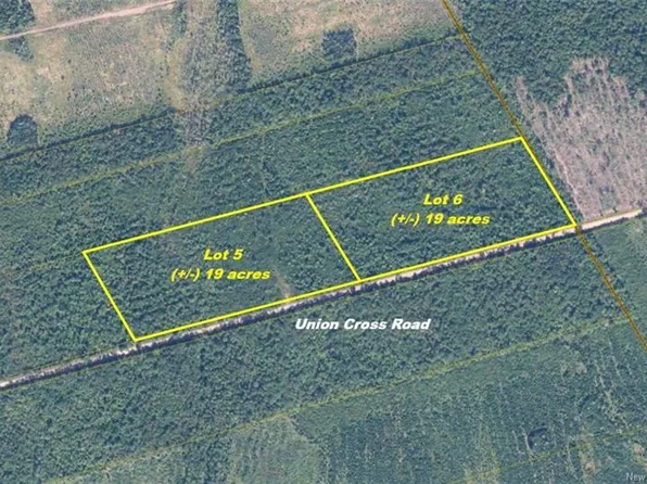 5 Union Cross Rd, Waterborough, NB E4C 2J7