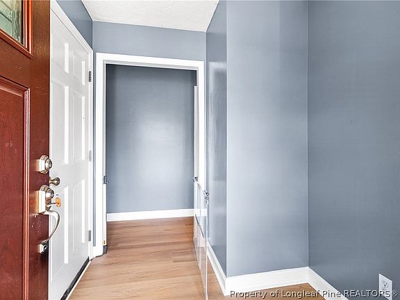 3rd image of 7312 Navarro St