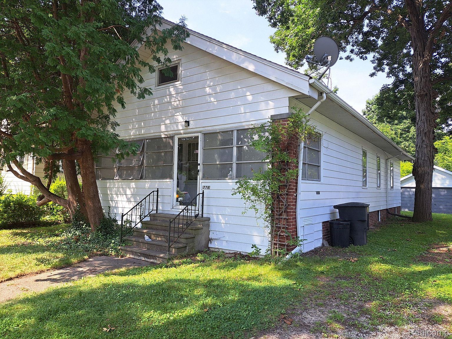 17781 Northrop St, Detroit, MI 48219 | Zillow